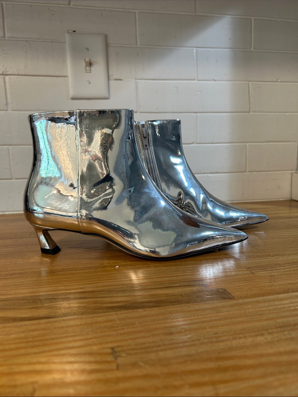 Gianni Bini Georginia Womens Metallic Silver Pointed Ankle Booties Size 6 M NWOB - Picture 6 of 11